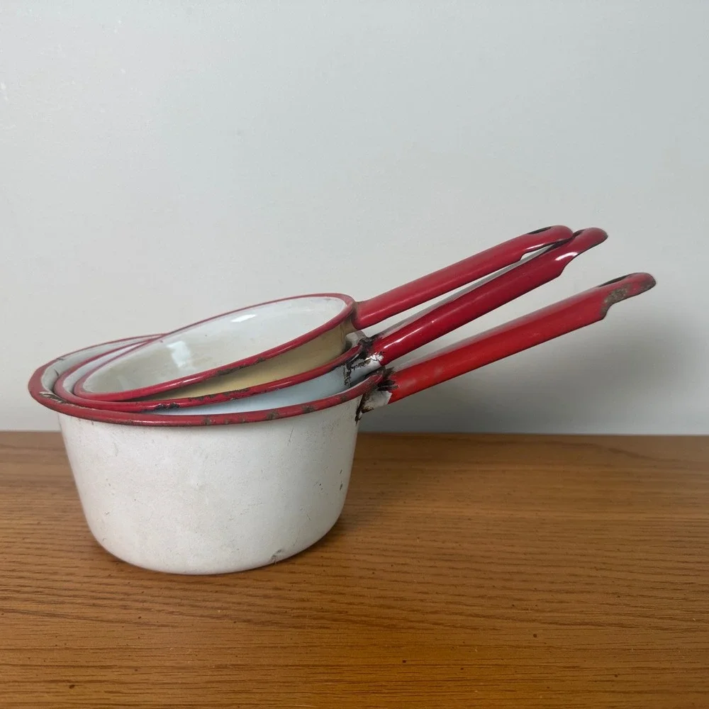 Vintage Enamelware Nesting Saucepan Set White with Red Trim 3‎ pc Rustic Decor